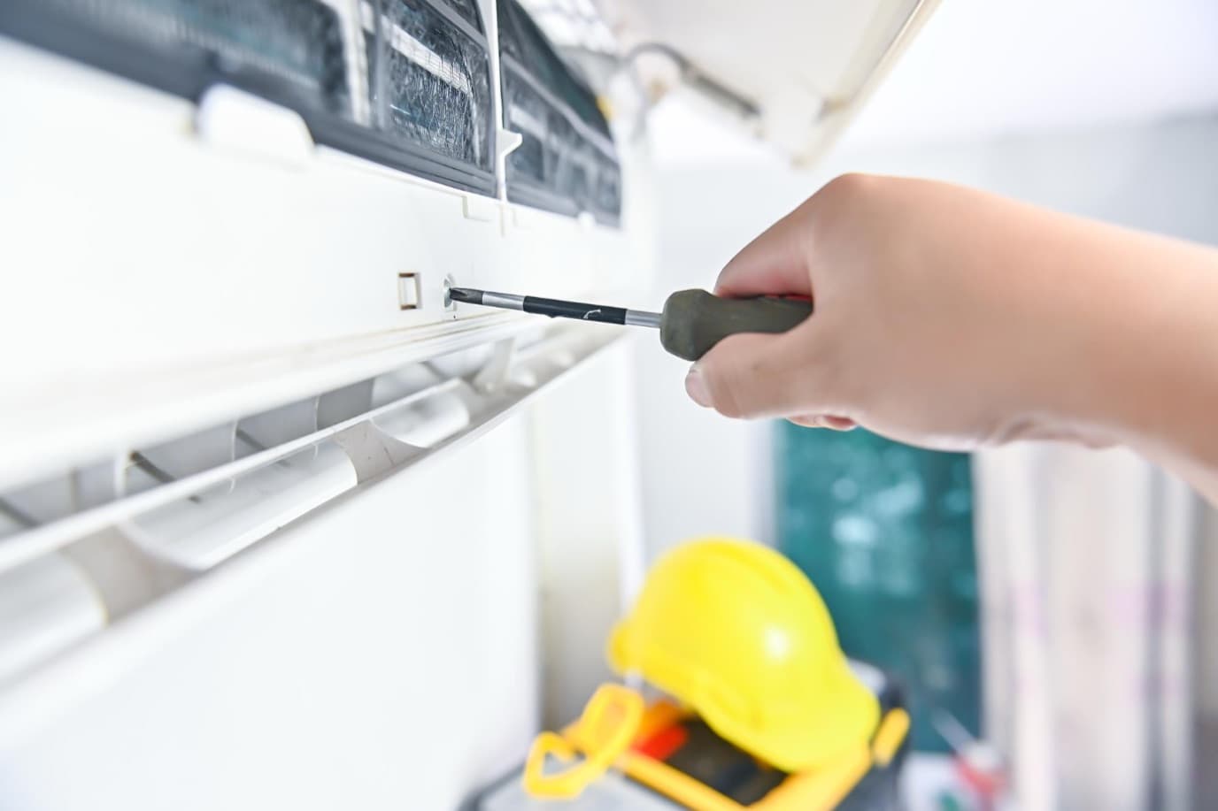 Why Your AC Unit Makes a Buzzing Sound During Operation